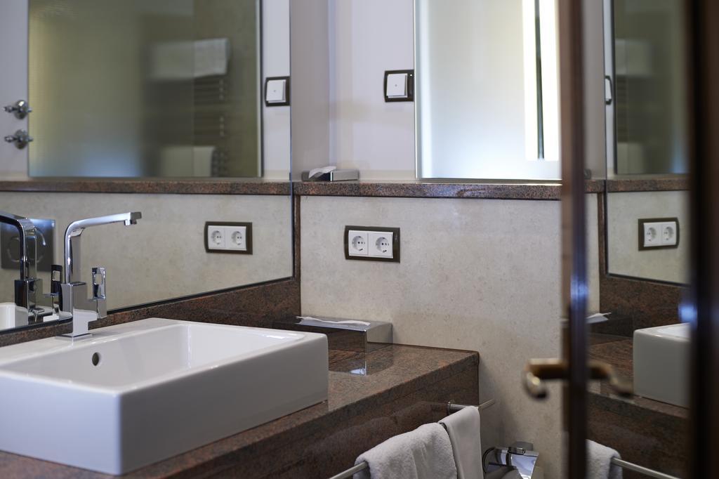 Romantichotel Goldener Karpfen Fulda Dış mekan fotoğraf